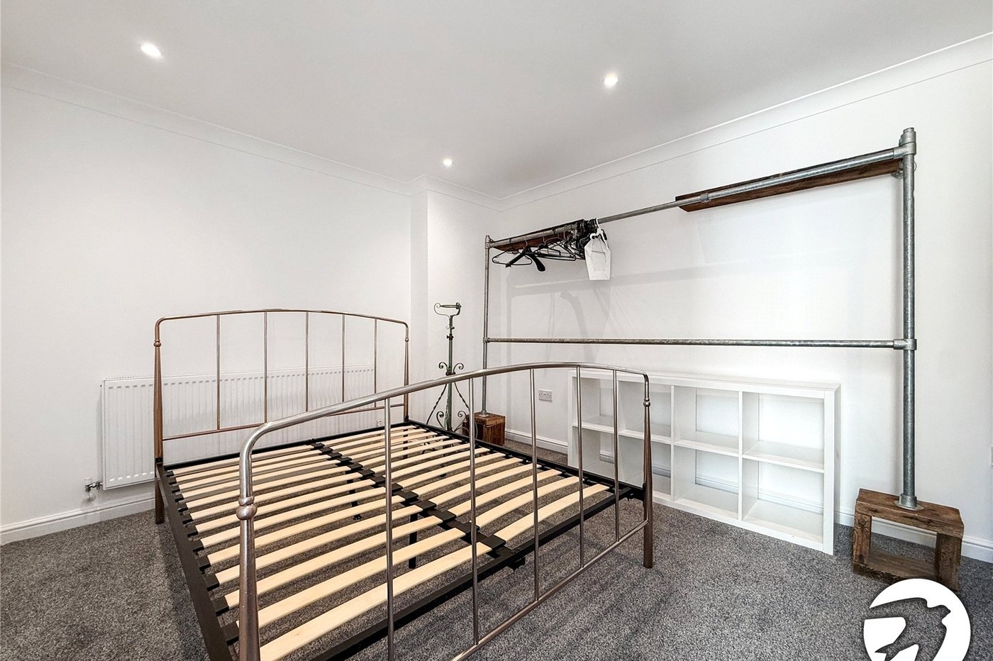 2 bedroom property to rent in Sydenham | Robinson Jackson