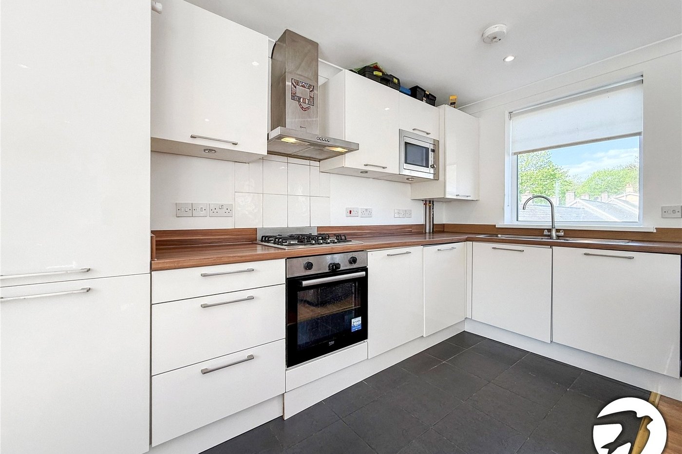 2 bedroom property to rent in Sydenham | Robinson Jackson