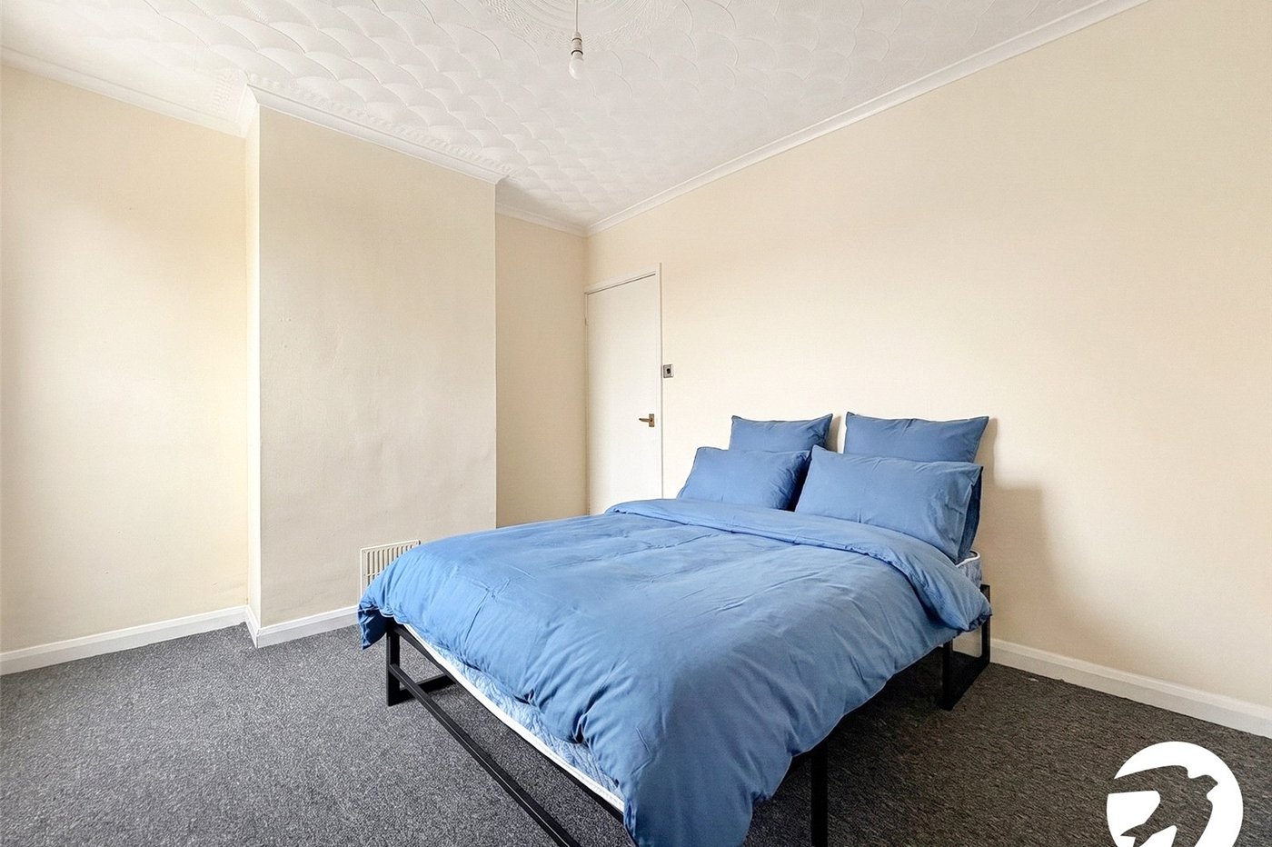 3 bedroom house to rent in Gillingham | Robinson Michael & Jackson