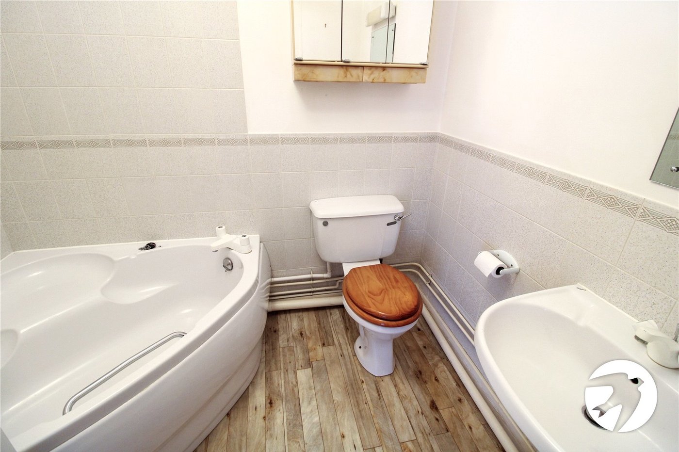2 bedroom property to rent in Gravesend | Robinson Michael & Jackson
