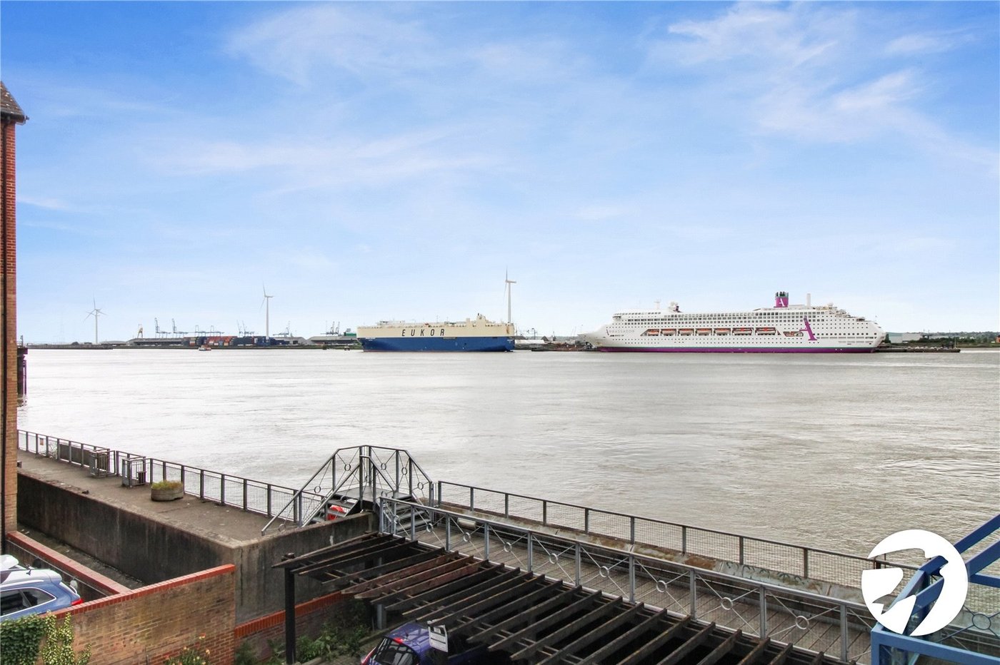 2 bedroom property to rent in Gravesend | Robinson Michael & Jackson