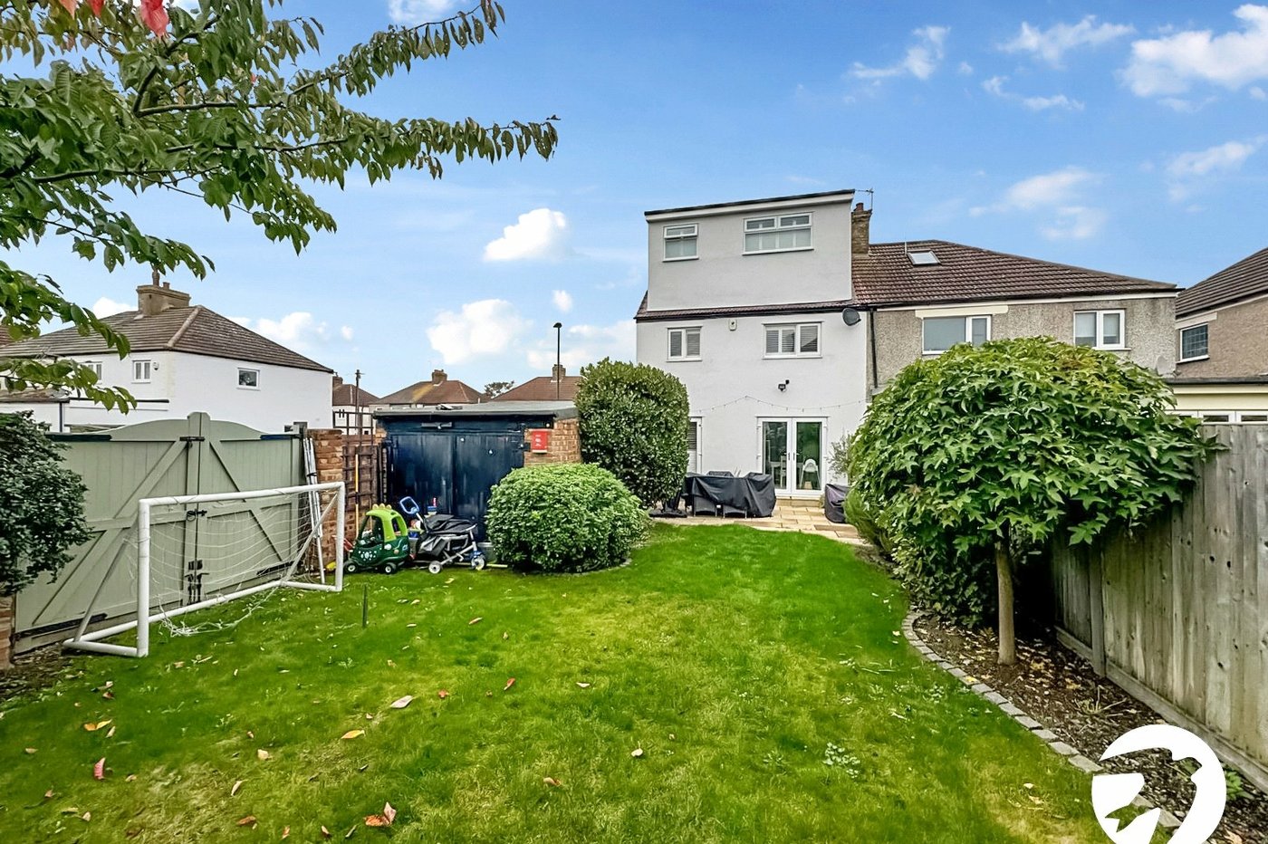 4 bedroom house to rent in Welling | 