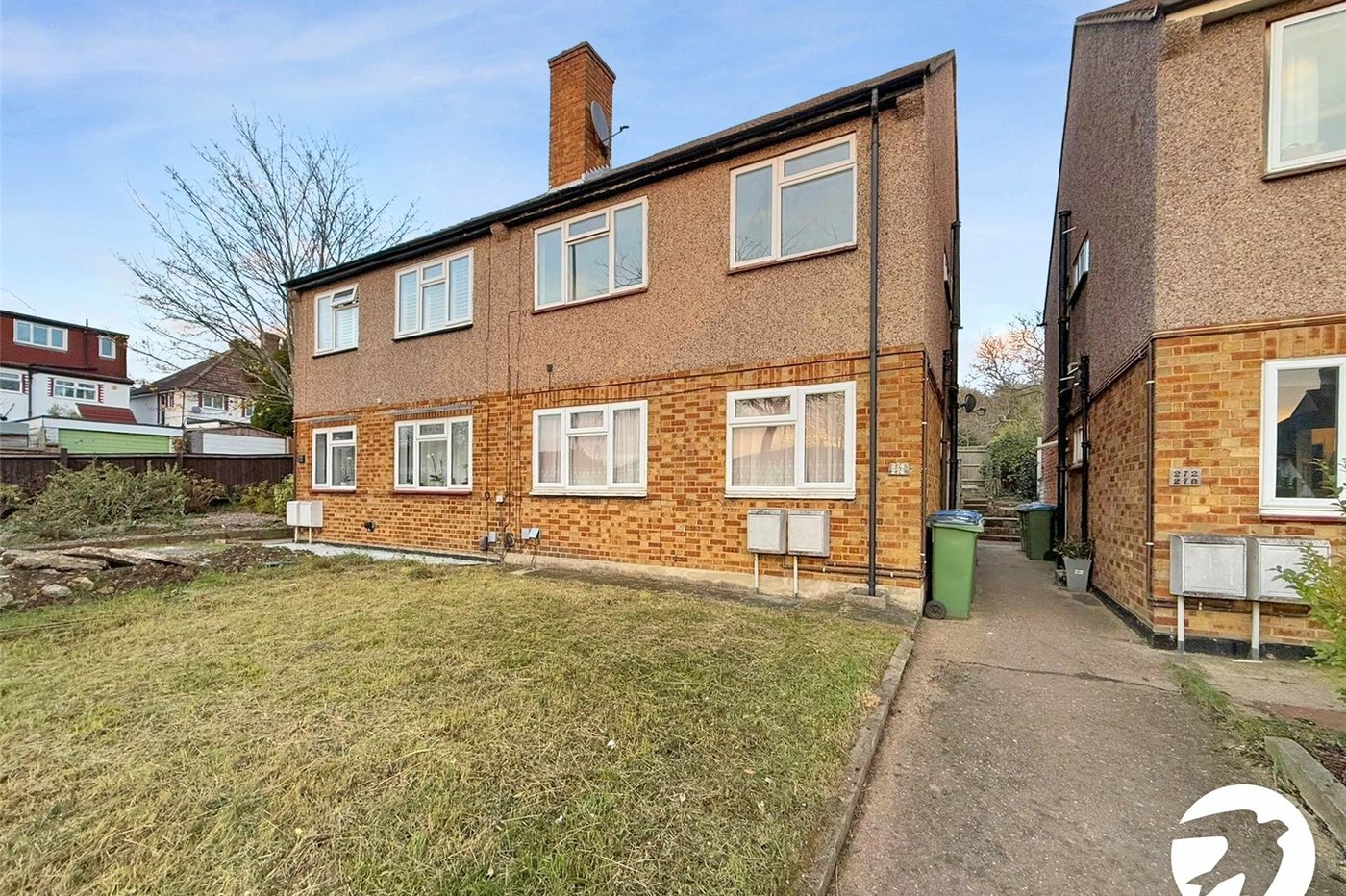 2 bedroom property to rent in London | Robinson Jackson