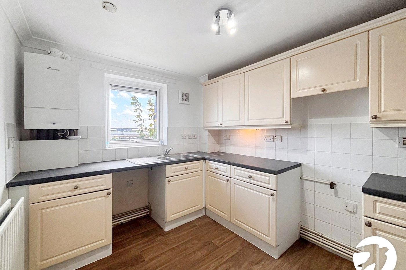 2 bedroom property to rent in Erith | Robinson Jackson