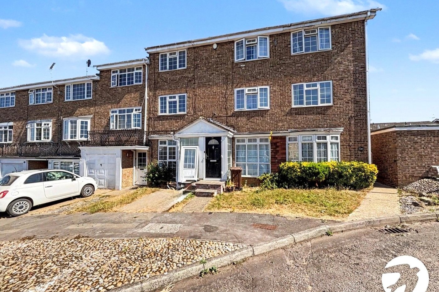 4 bedroom property to rent in Gillingham | Robinson Michael & Jackson