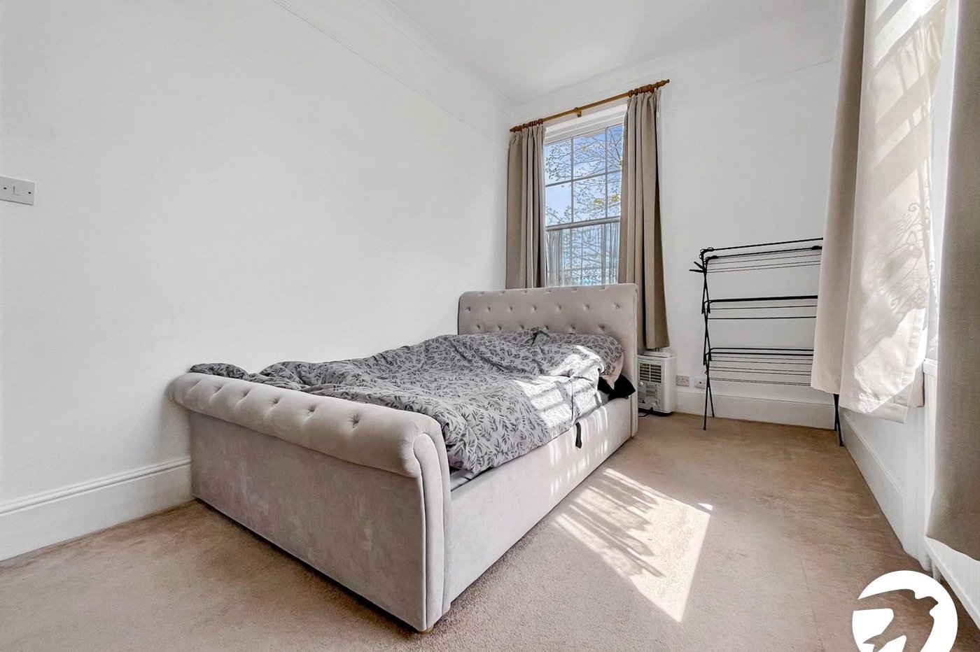 1 bedroom property to rent in Bell Road | Robinson Michael & Jackson