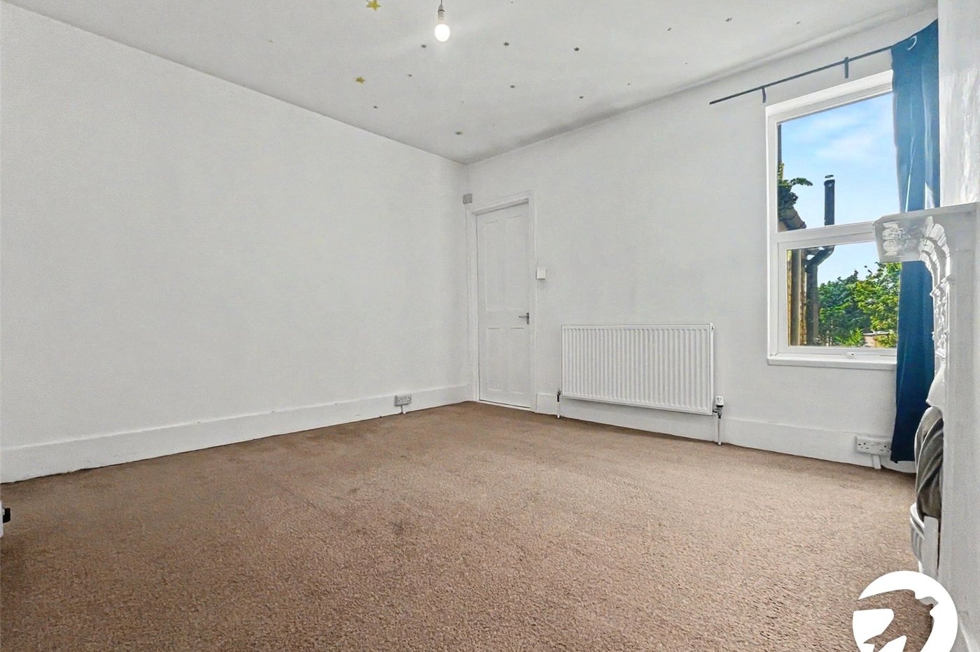 2 bedroom house to rent in Chatham | Robinson Michael & Jackson
