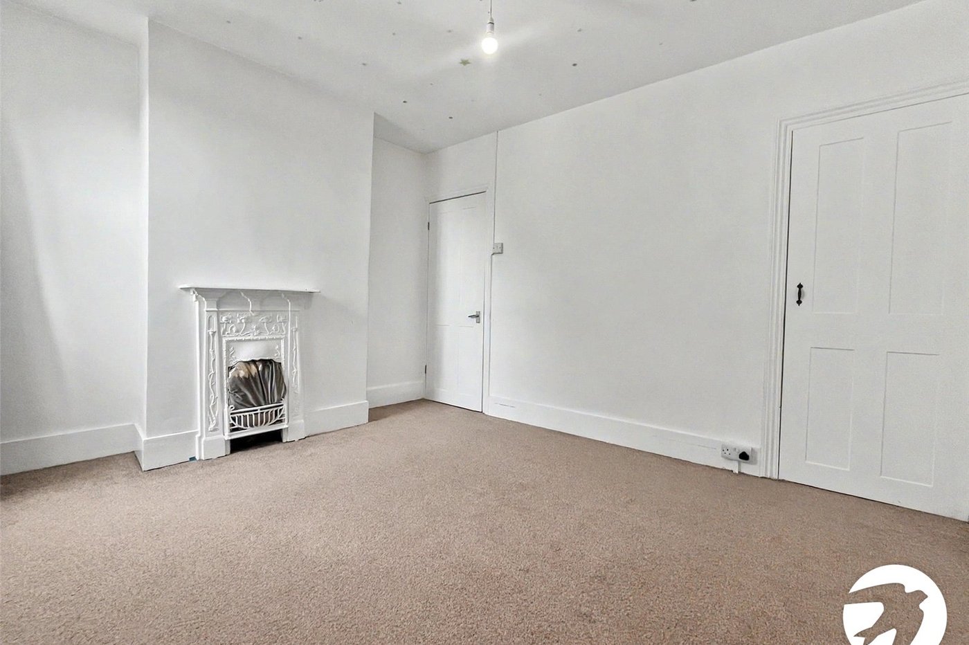 2 bedroom house to rent in Chatham | Robinson Michael & Jackson