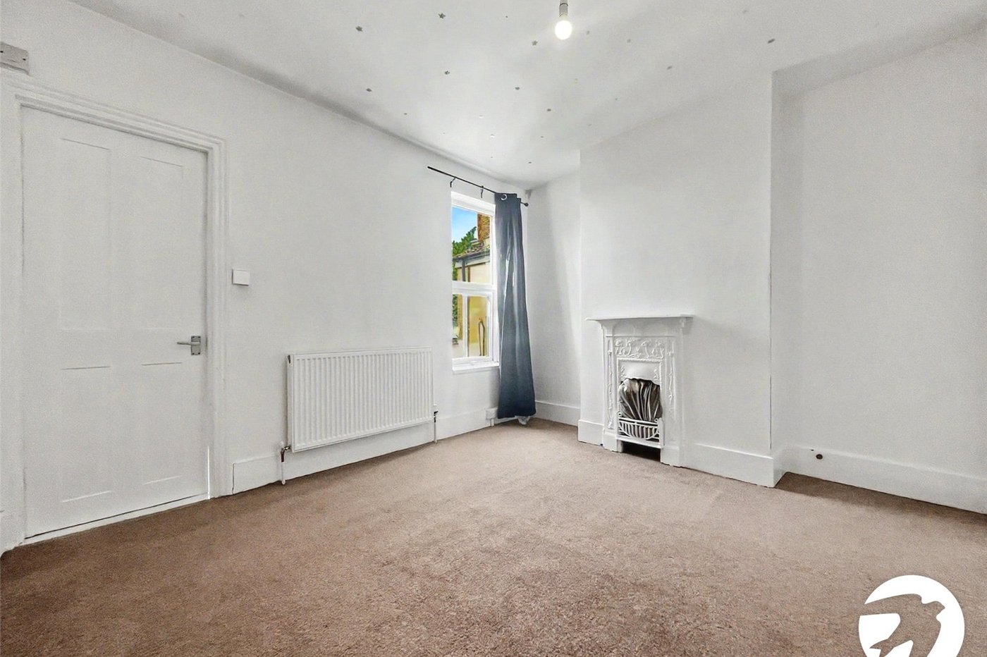 2 bedroom house to rent in Chatham | Robinson Michael & Jackson