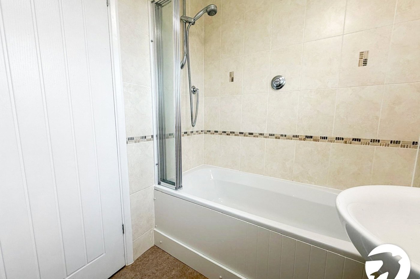 3 bedroom house to rent in Gillingham | Robinson Michael & Jackson