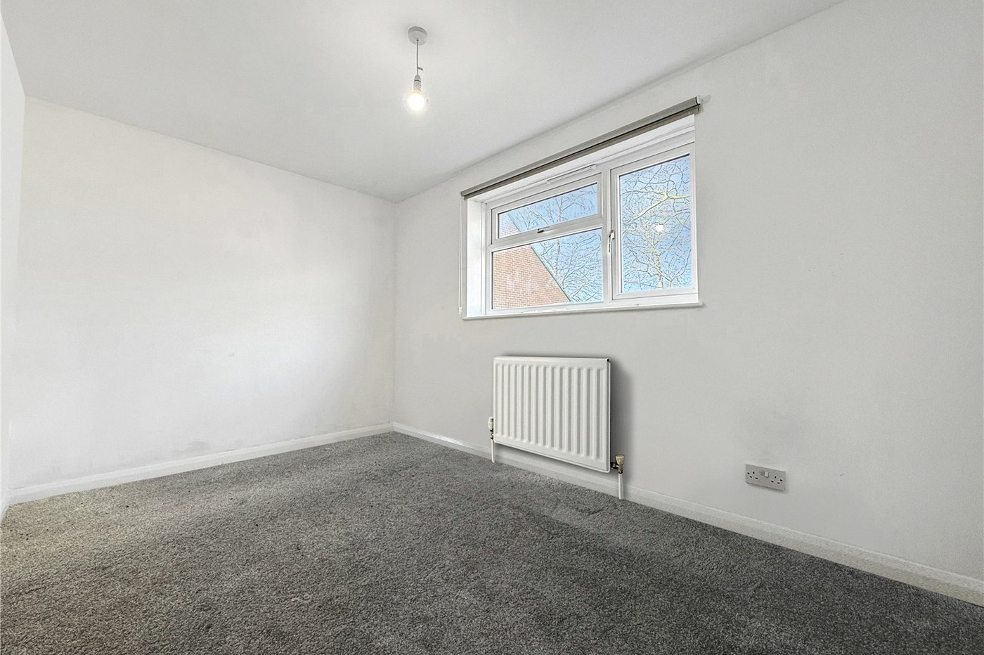 2 bedroom house to rent in Chatham | Robinson Michael & Jackson