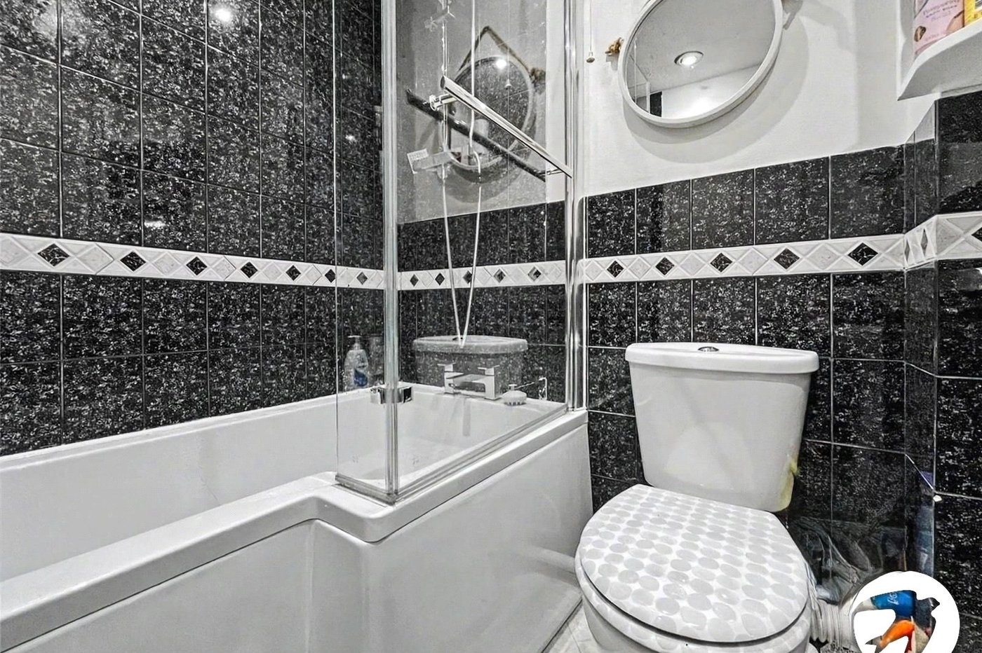 2 bedroom house to rent in Chatham | Robinson Michael & Jackson