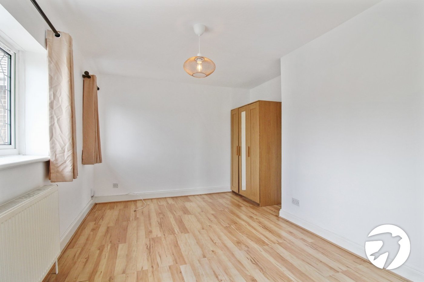 3 bedroom house to rent in London | Robinson Jackson