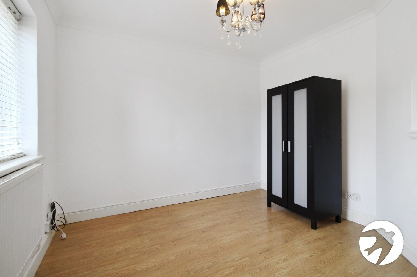 3 bedroom house to rent in London | Robinson Jackson