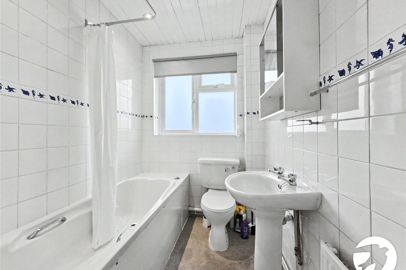 2 bedroom property to rent in London | Robinson Jackson