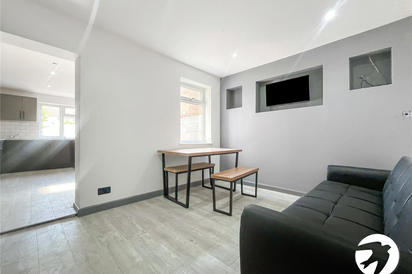 1 bedroom property to rent in Gillingham | Robinson Michael & Jackson