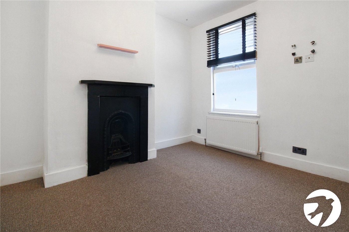2 bedroom house to rent in Gravesend | Robinson Michael & Jackson