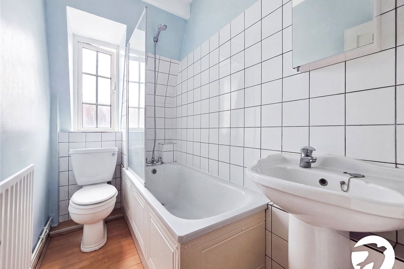 2 bedroom property to rent in London | Robinson Jackson