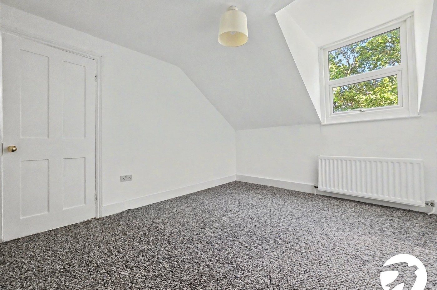 5 bedroom house to rent in London | Robinson Jackson