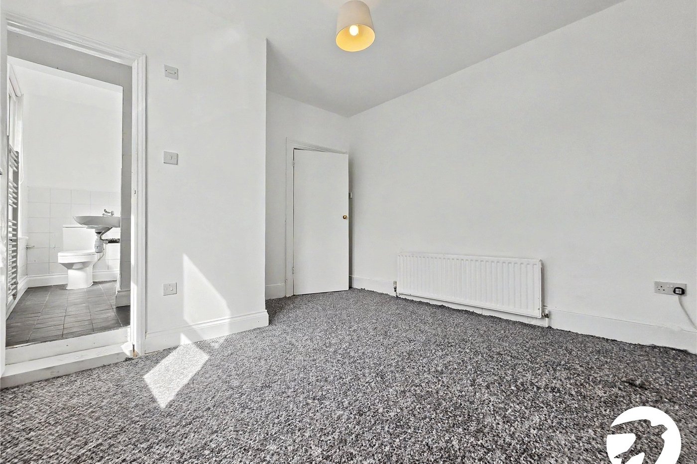 5 bedroom house to rent in London | Robinson Jackson
