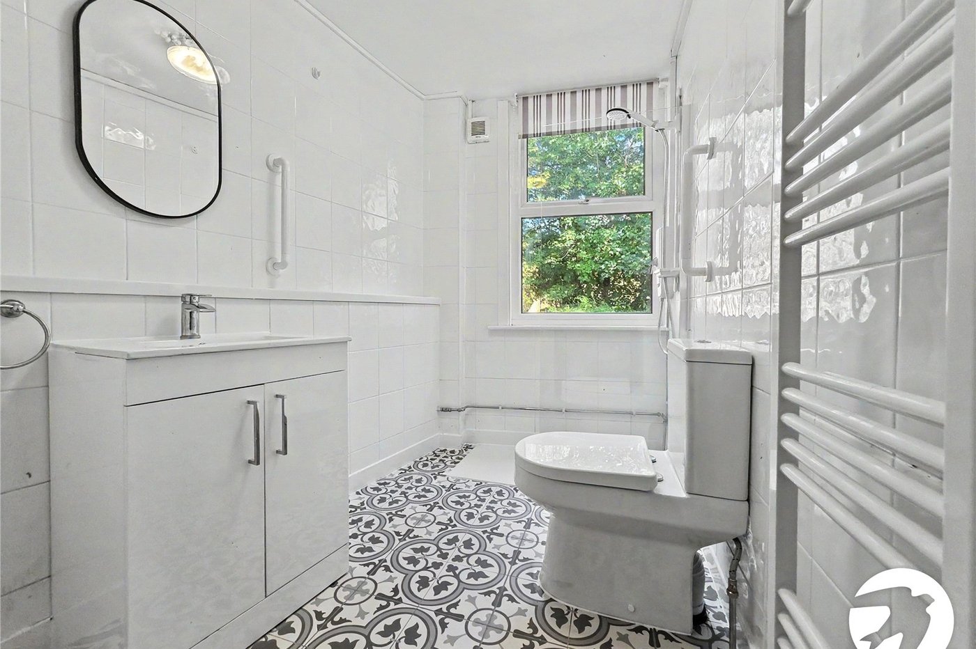 5 bedroom house to rent in London | Robinson Jackson