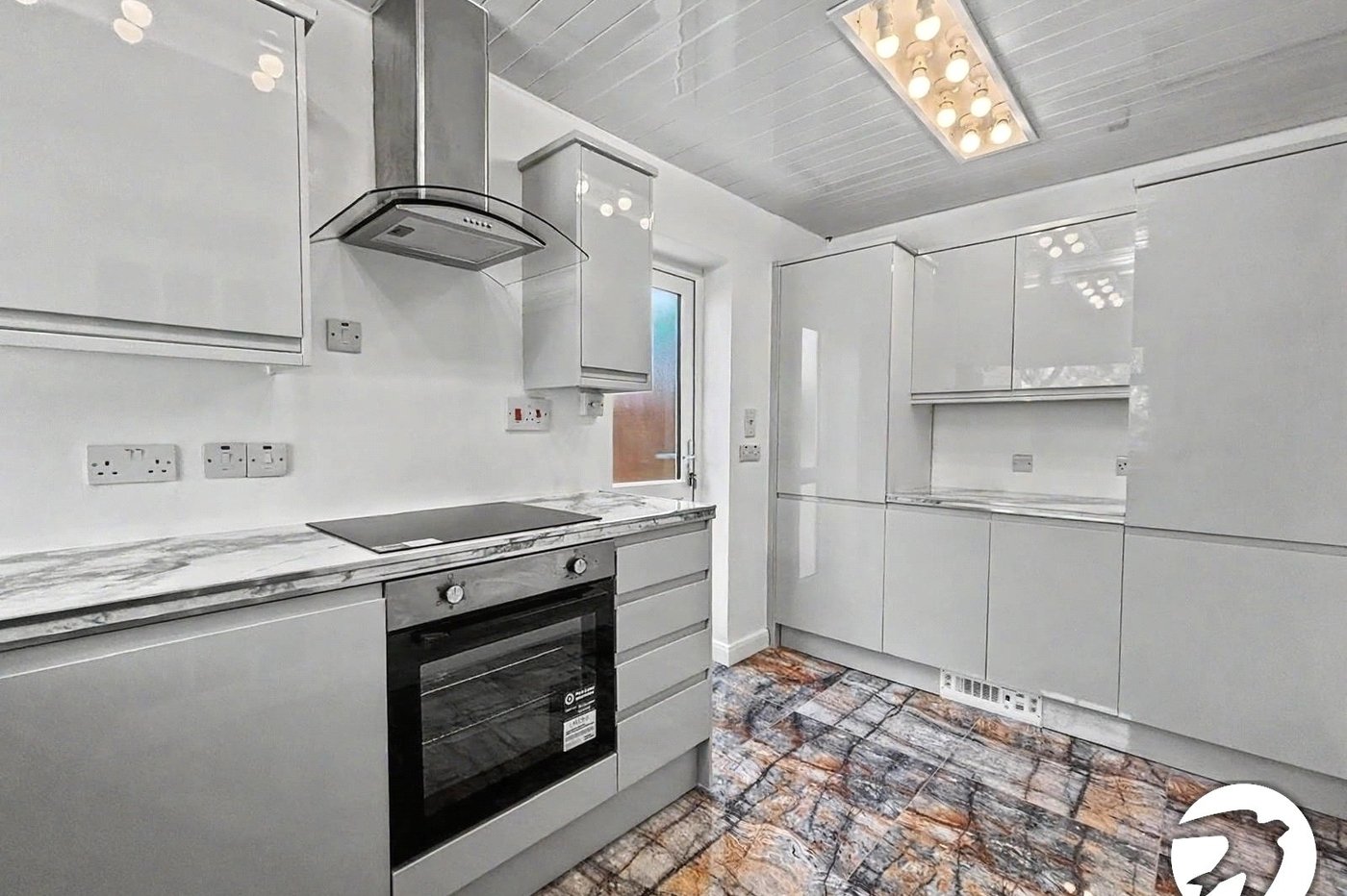 4 bedroom house to rent in Joydens Wood | Robinson Jackson
