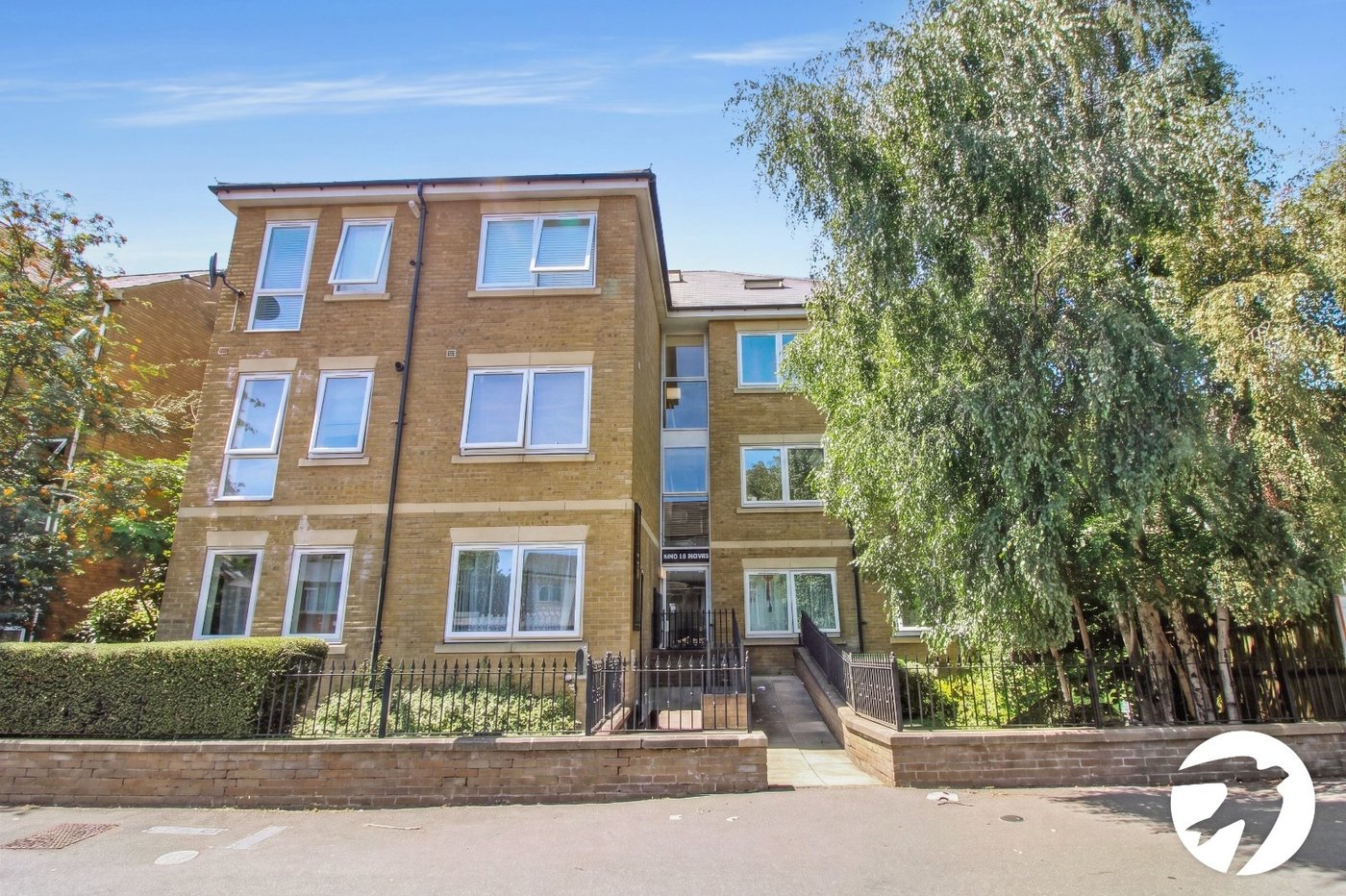1 bedroom property to rent in Gravesend | Robinson Michael & Jackson