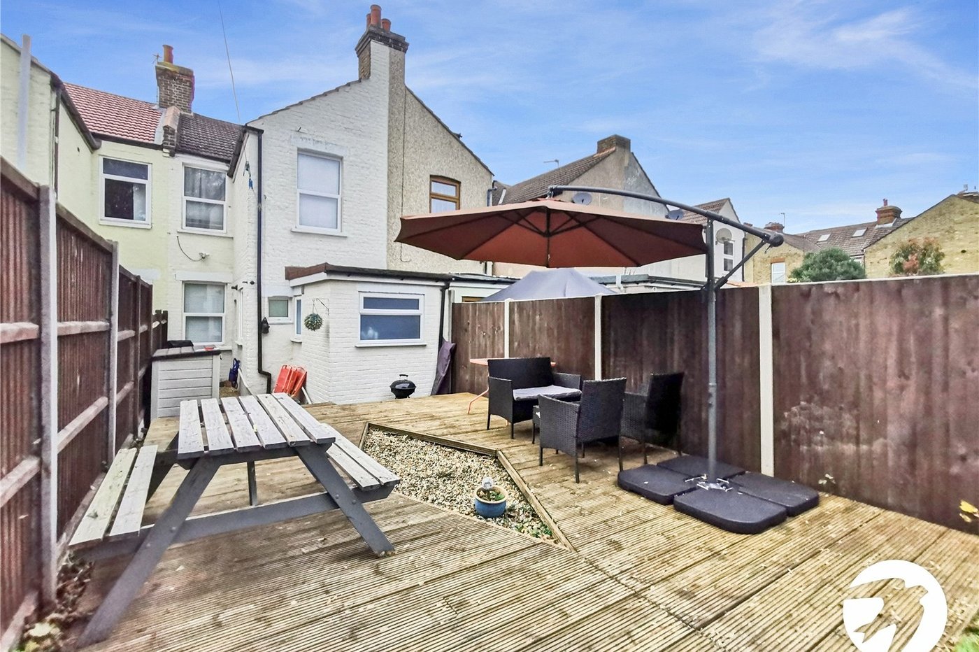 3 bedroom house to rent in Dartford | Robinson Jackson