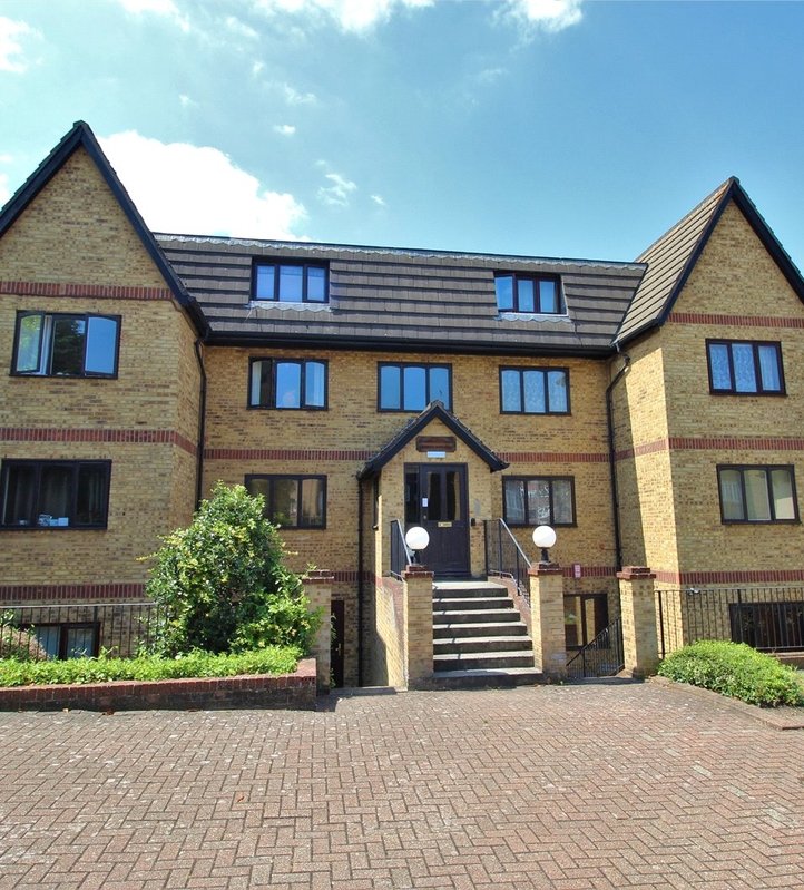 Property to rent in Stapley Road, Belvedere, Kent, DA17 Robinson Jackson